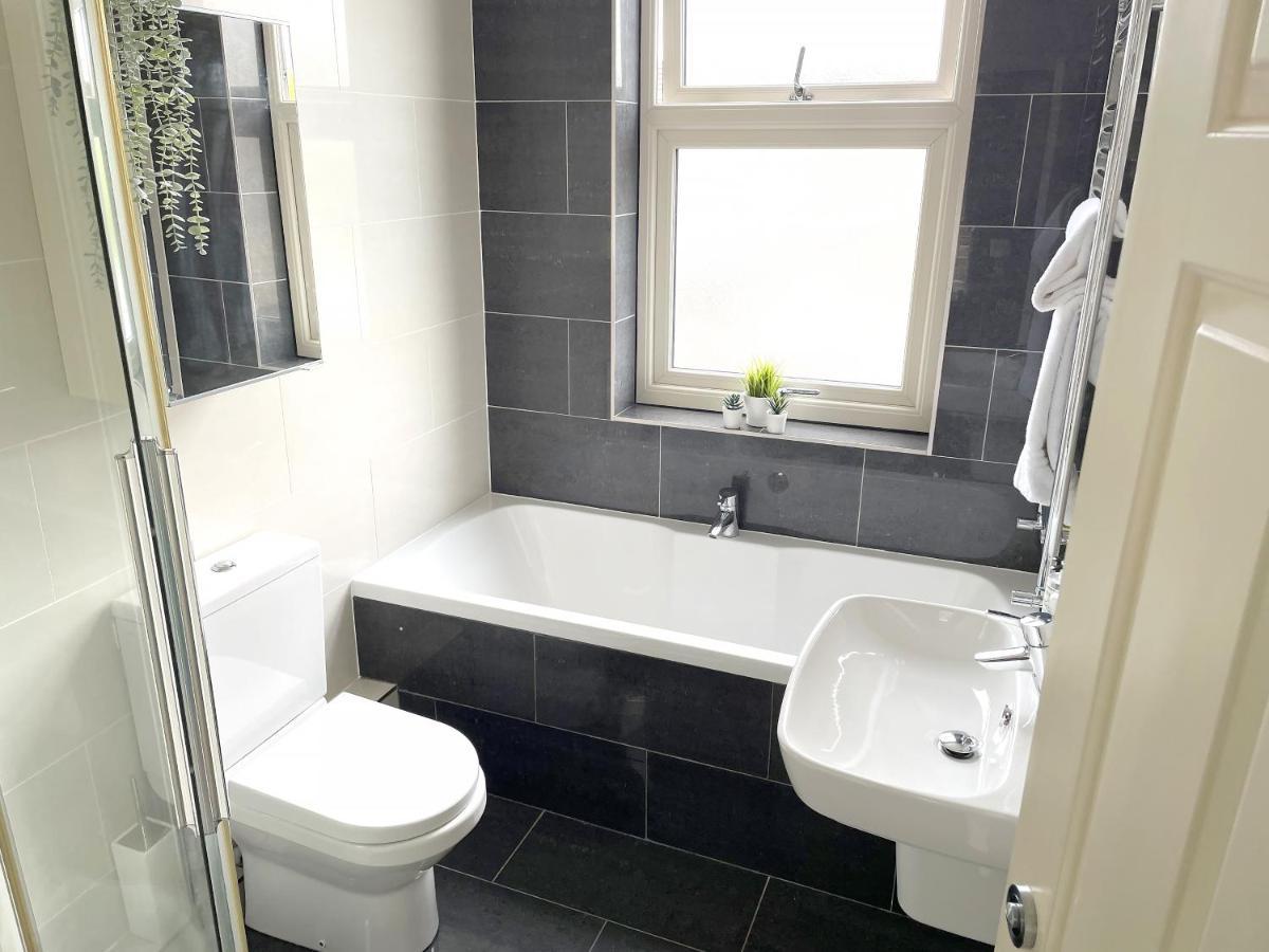The Vines - Stunning Period Home With Free Parking York Eksteriør bilde